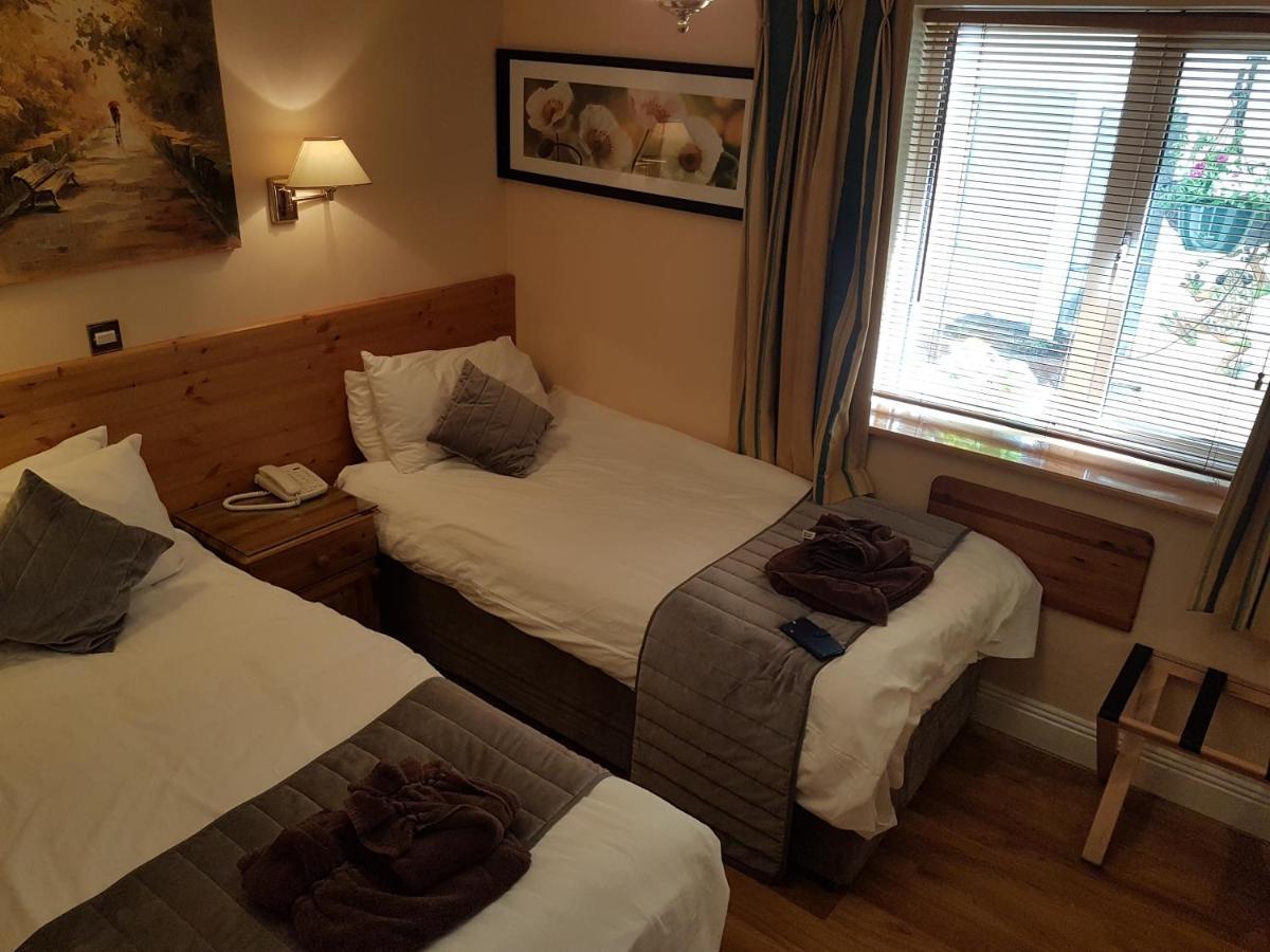 Boffin Lodge Guest House Westport Exterior foto