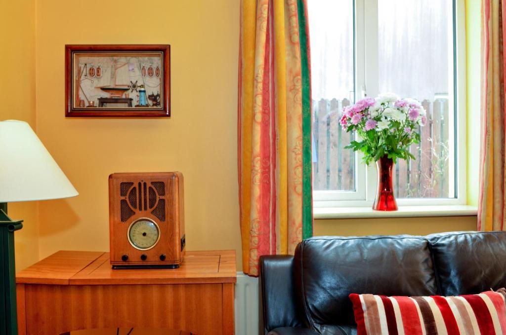 Boffin Lodge Guest House Westport Habitación foto