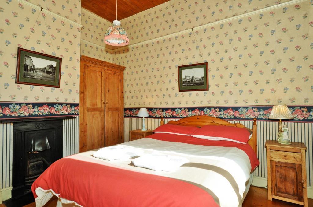 Boffin Lodge Guest House Westport Habitación foto