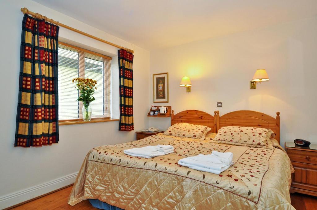 Boffin Lodge Guest House Westport Habitación foto