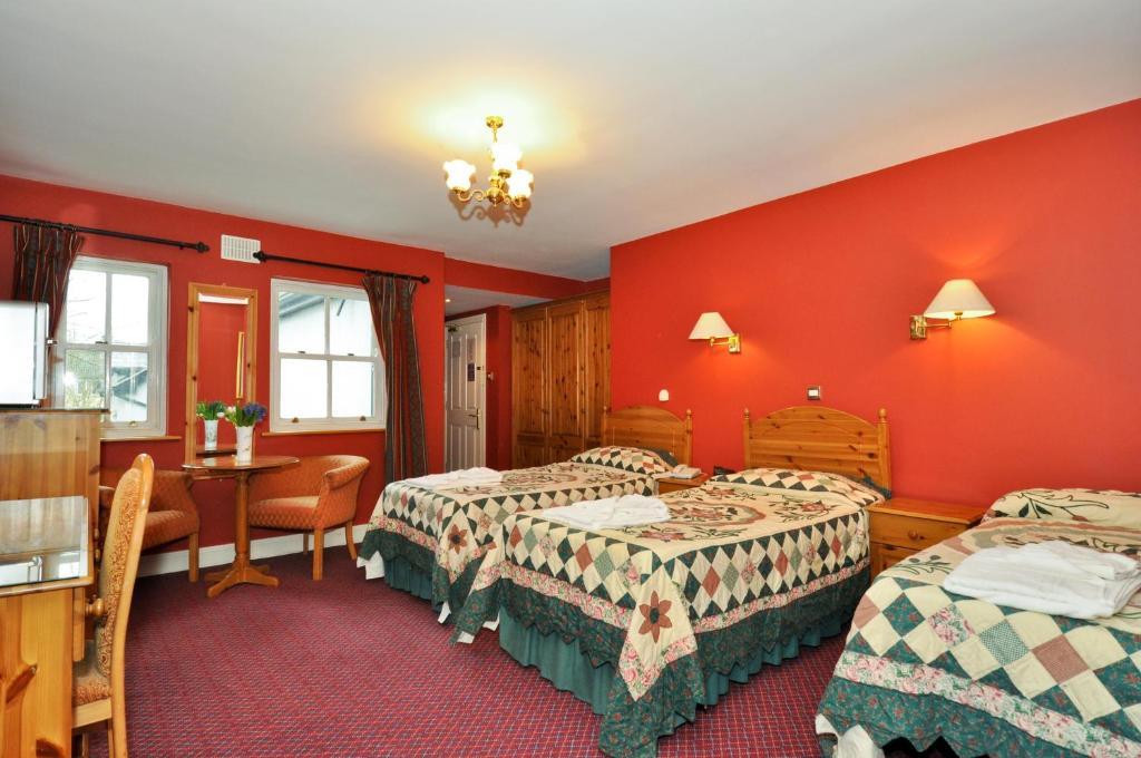 Boffin Lodge Guest House Westport Habitación foto